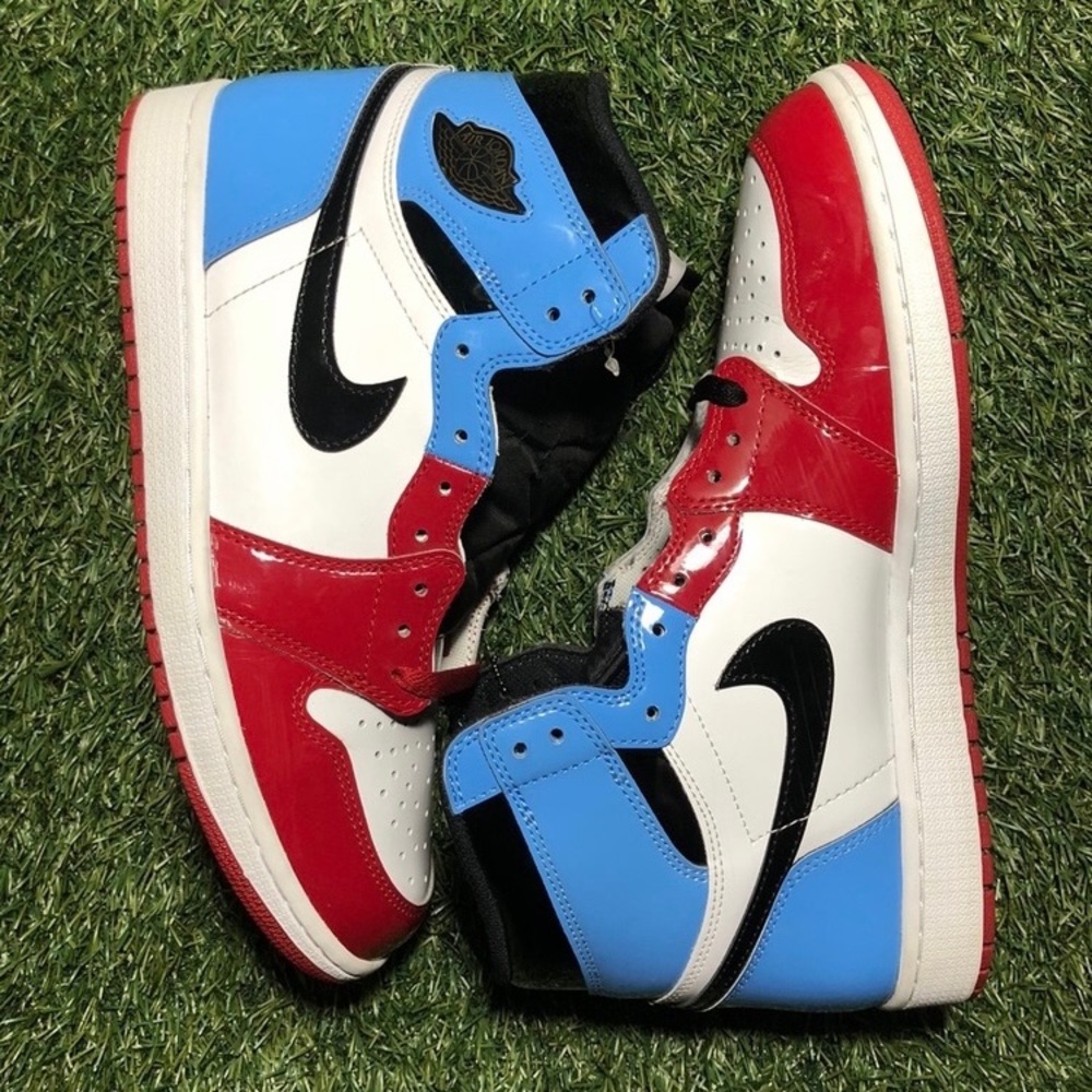 Air Jordan 1s Retro High OG Fearless 2019